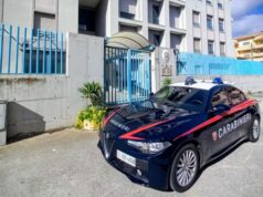 Iglesias, aggredisce l’amica con una mazza da baseball e la rapina: 44enne arrestato