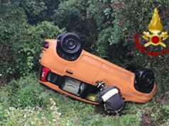 Ula Tirso, auto fuori strada sulla sp11: donna trasportata in ospedale