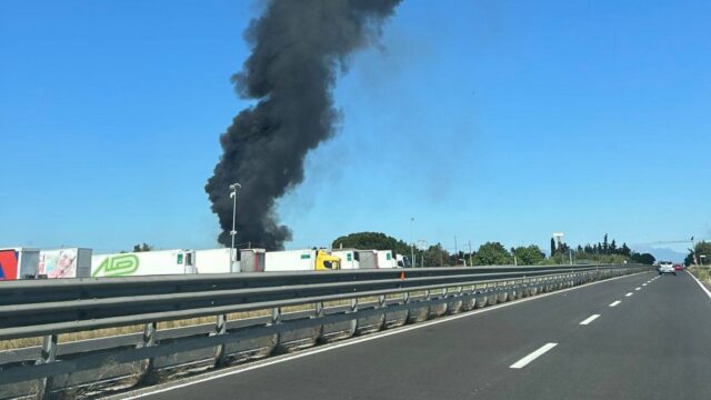 incendio a Elmas