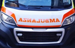 Scontro tra suv e bus nel centro di Cagliari, un ferito