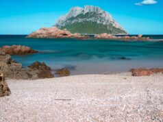 Cala Finanza, lo spettro del mega resort su un angolo di paradiso: cosa succede