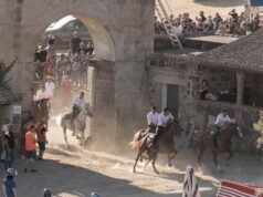 Sedilo, paura per don Maurizio: brutta caduta da cavallo durante l’Ardia