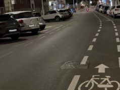 Cagliari, la ciclabile di via Tuveri fa discutere: “Pericolosa, è una follia”