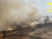La Sardegna brucia, incendi da Nord a Sud: panico a Noragugume | Video