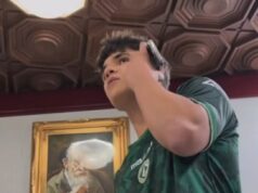 Filigheddu, il portiere sardo canta nel ritiro dell’Avellino e incanta tutti | Video