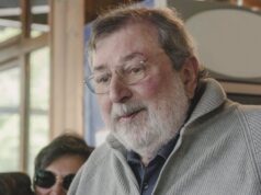 Addio a Francesco Guccini: dal concerto a Cagliari alle collaborazioni con artisti sardi