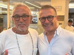 Vacanze a Cagliari per Bruno Barbieri, lo chef si gode la serata al Poetto