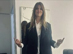 Alice De André, chi è la giovane artista che ha “bastonato” Salvini
