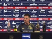 Cagliari-Lecce, Pisacane scuote i rossoblù: “Feriti in Coppa, serve una risposta”