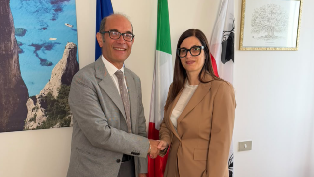 Il Dg della Asl Ogliastra Andrea Fabboe e la dottoressa Martina Lisai