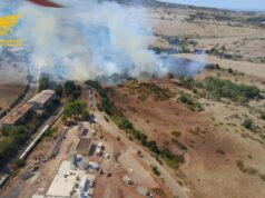 Macomer, l’incendio di Funtana Giaga si riaccende: paura tra i residenti