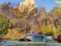 Calasetta, vasto incendio per un bengala: le indagini stringono il cerchio