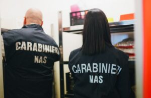 Controlli dei Carabinieri sulla costa cagliaritana, nei guai anche un locale