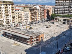 Mercato di San Benedetto, Farris attacca Zedda: “Il rientro slitta al 2028”